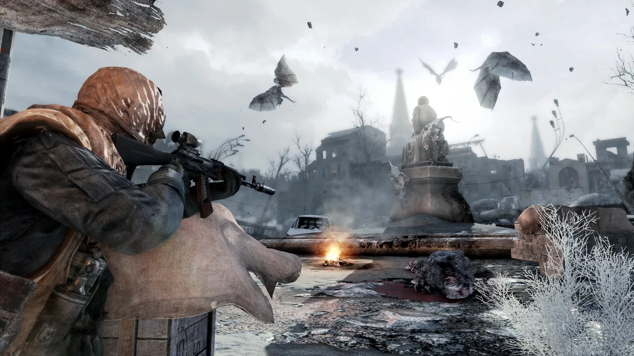 Убежище выживших на станции метро в Metro 2033 Redux: костры, самодельные постройки и люди в свете тусклых ламп