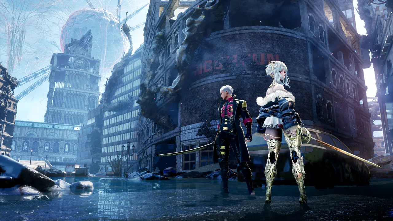 Главный герой Code Vein II и светловолосая напарница стоят на затопленной улице разрушенного города у полуразрушенной башни